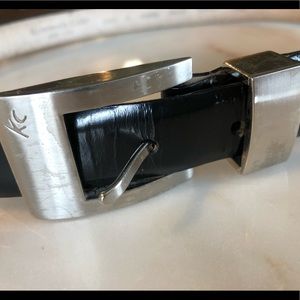 Kenneth Cole ....retro Italian  leather belt
